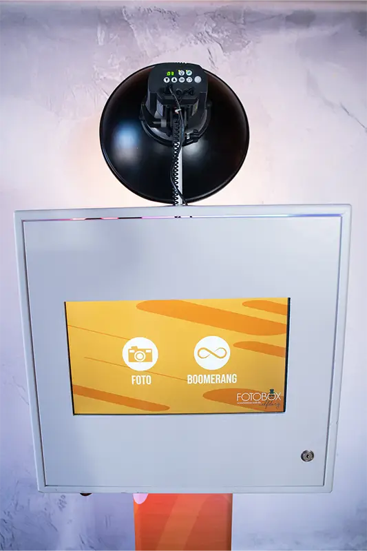  Fotobox in der Edelkastanie Voitze Slideshowmonitor